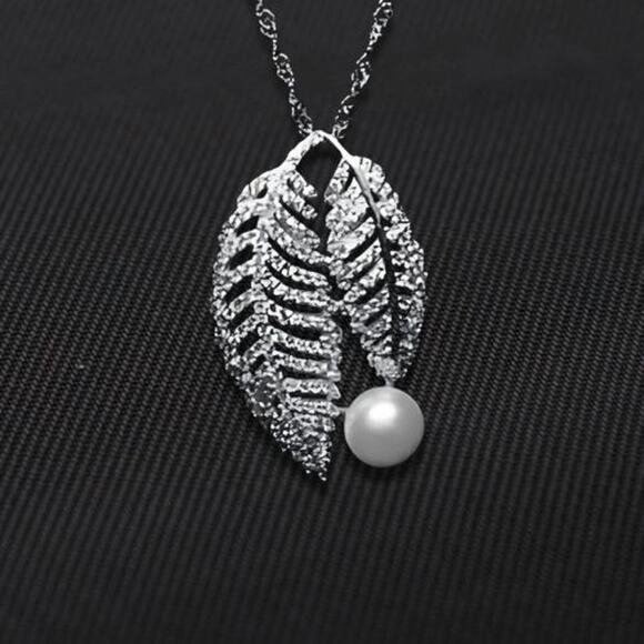 Double Leaves Necklace Cubic Zirconia Natural Pearl Pendant Sterling Silver NWT - Picture 1 of 12